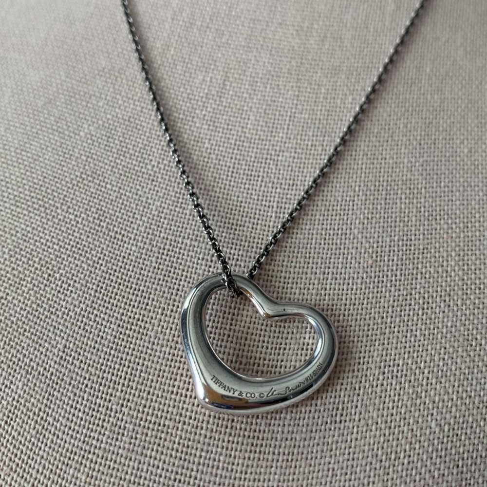 Elsa Peretti for Tiffany & Co Silver Open Heart Necklace - Picture 4 of 11